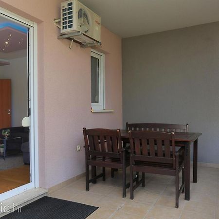Deluxe Apartment Bagaric Trogir Bagian luar foto