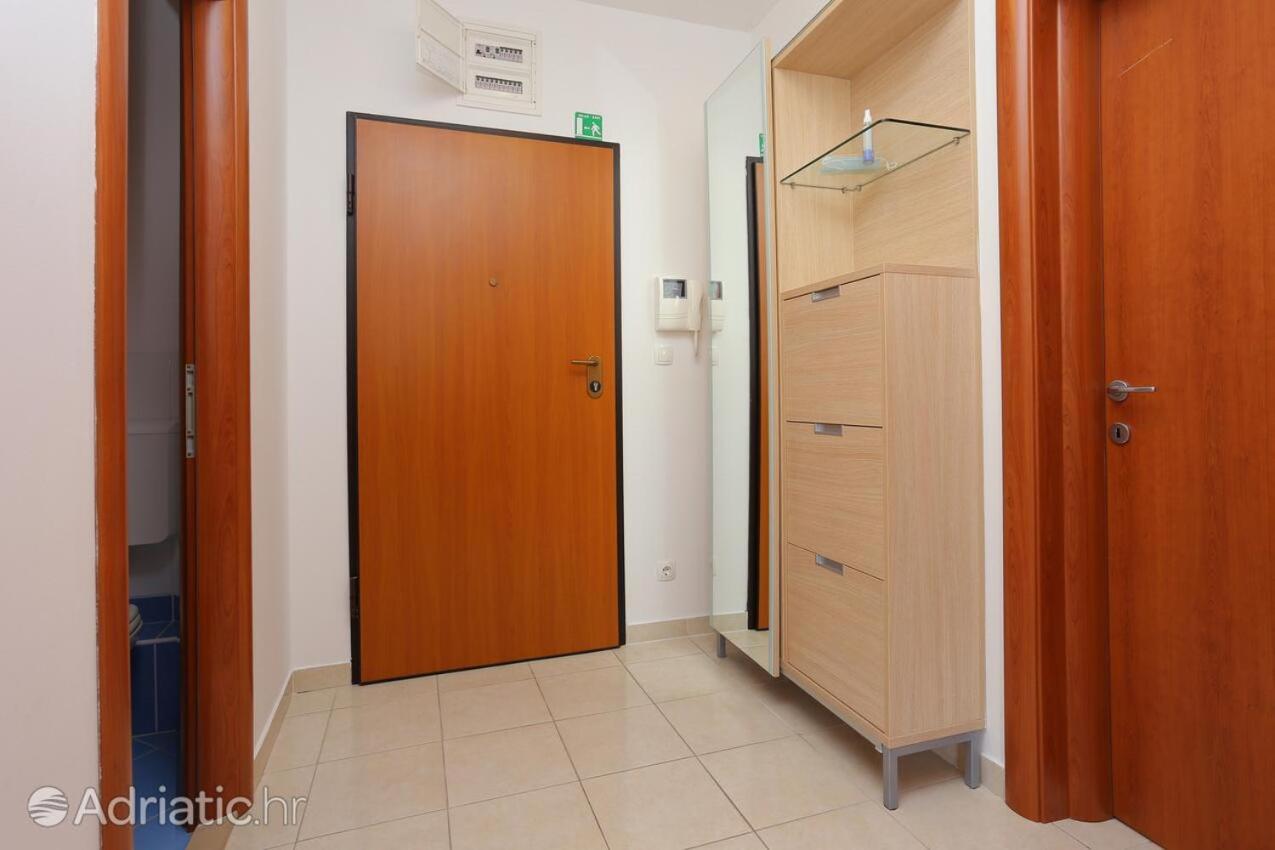Deluxe Apartment Bagaric Trogir Bagian luar foto