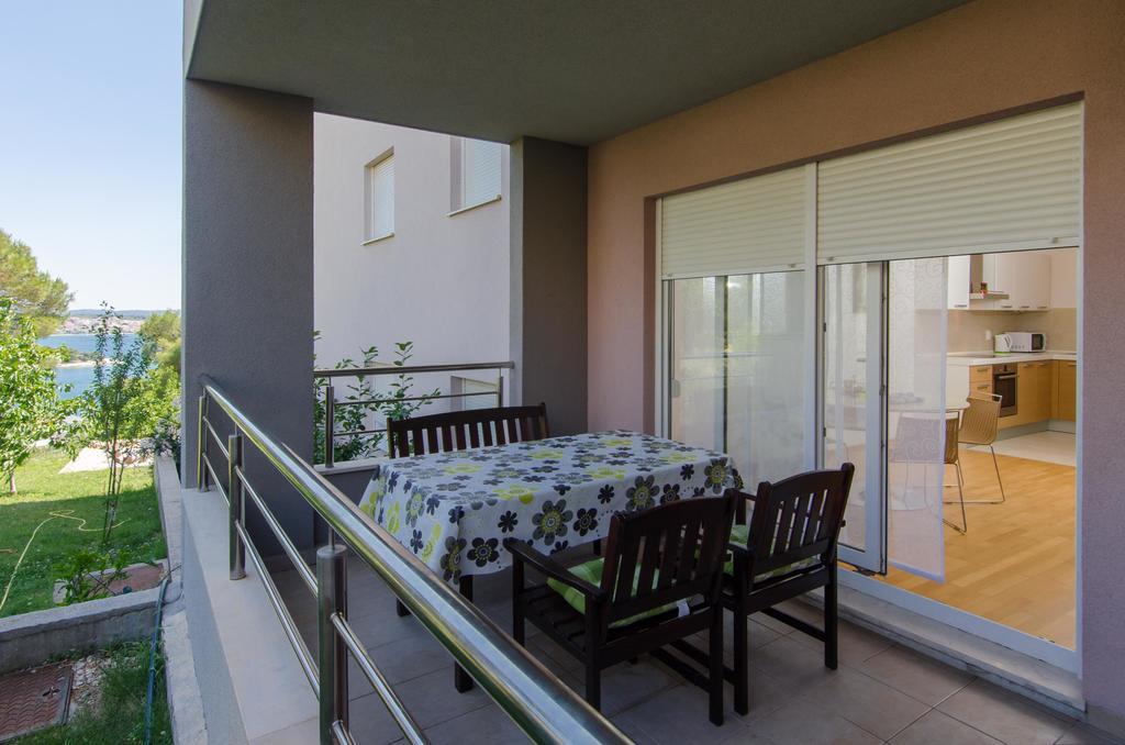 Deluxe Apartment Bagaric Trogir Ruang foto