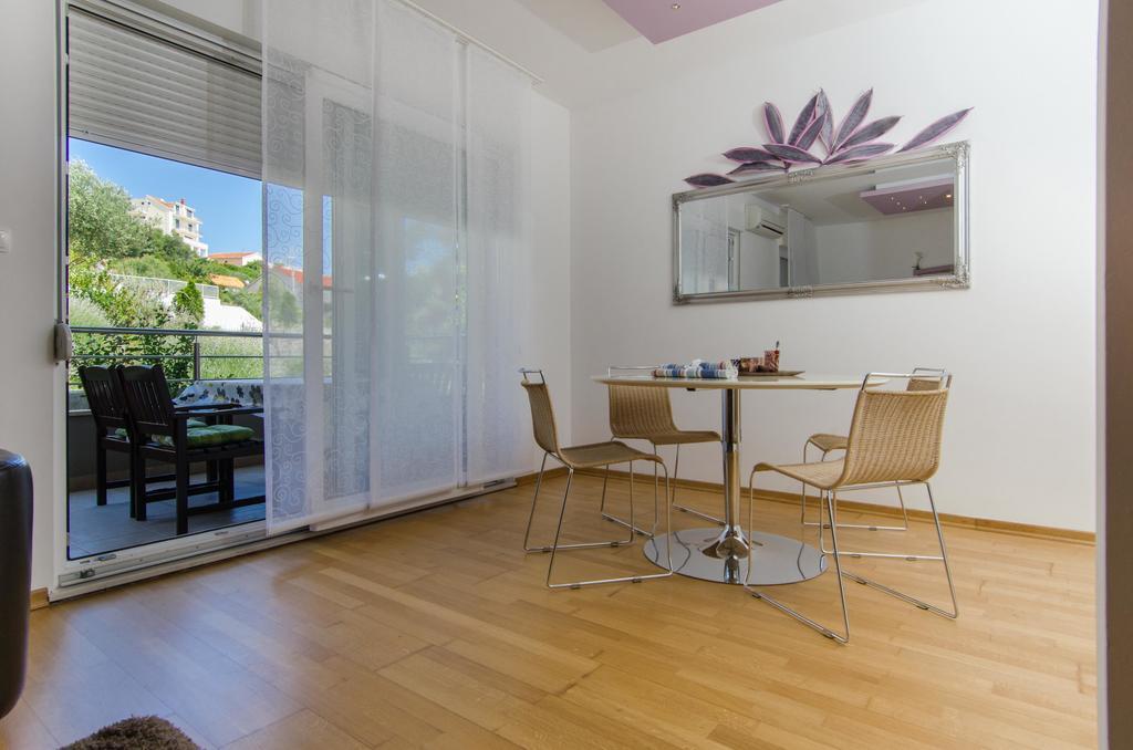 Deluxe Apartment Bagaric Trogir Ruang foto