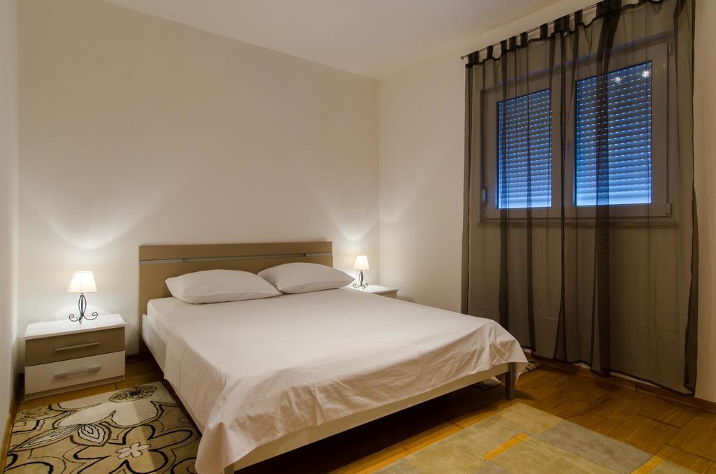 Deluxe Apartment Bagaric Trogir Ruang foto